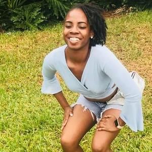 Meet your Posher, Tamara